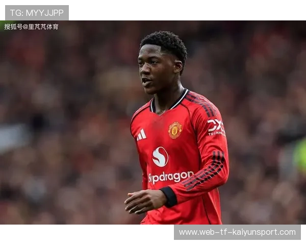 曼联加强青训发展，年轻小将逐渐崭露头角
